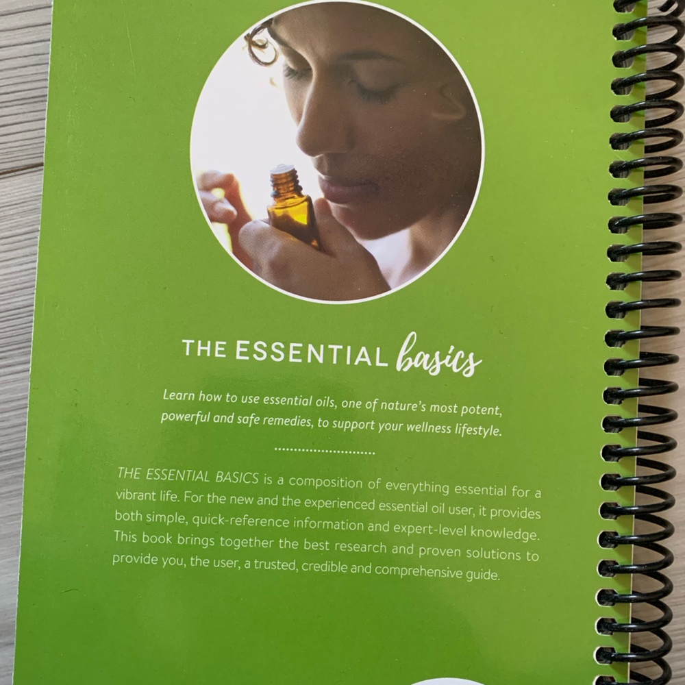 The Essentials Basic 6th Edition - Doterra Essential Oils - Picture 4 of 4
